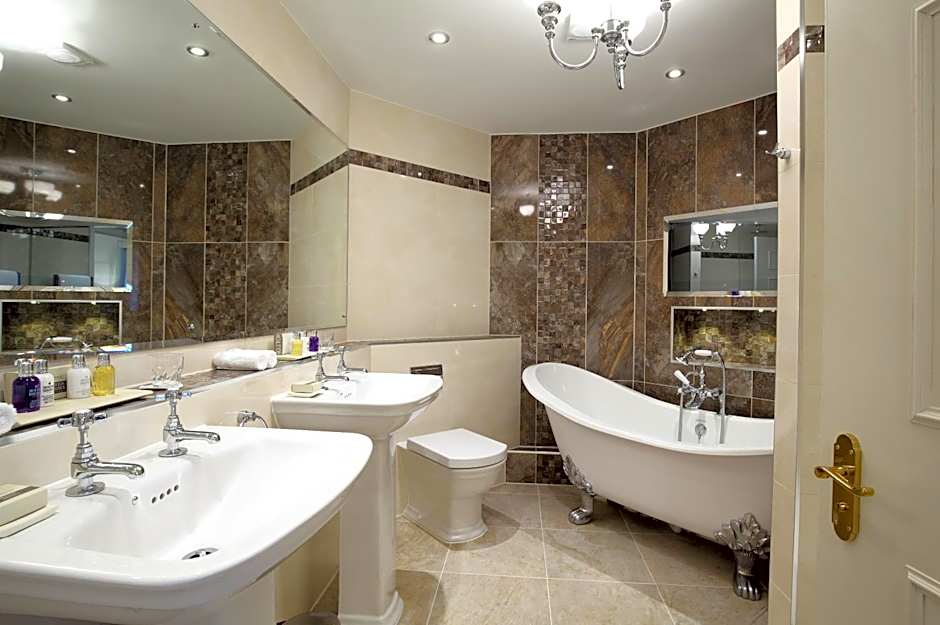 Macdonald Bath Spa Hotel