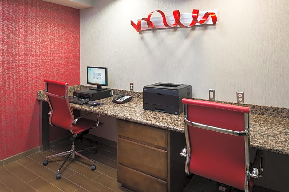 Holiday Inn Express Rocklin - Galleria Area By IHG