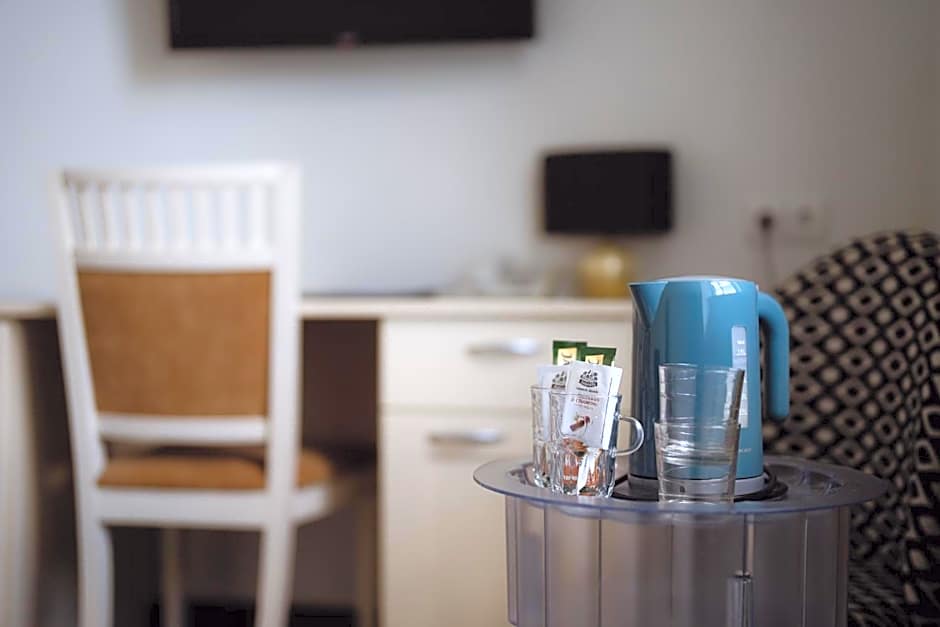 Moon Garden Old Town Hotel