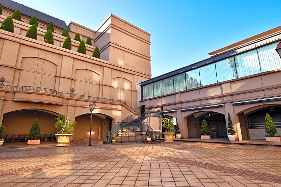 Okura Chiba Hotel