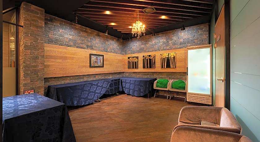 Gyeongju GG Tourist Hotel