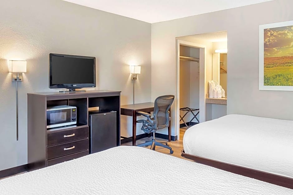 Days Inn by Wyndham Wrightstown McGuire AFB/Bordentown