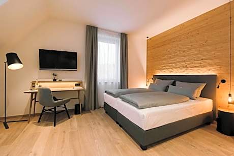 Deluxe Double Room with Couch