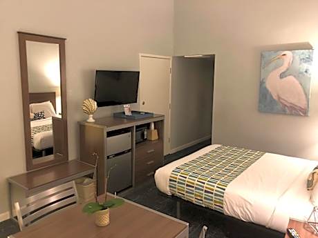 Sand Dollar Inn