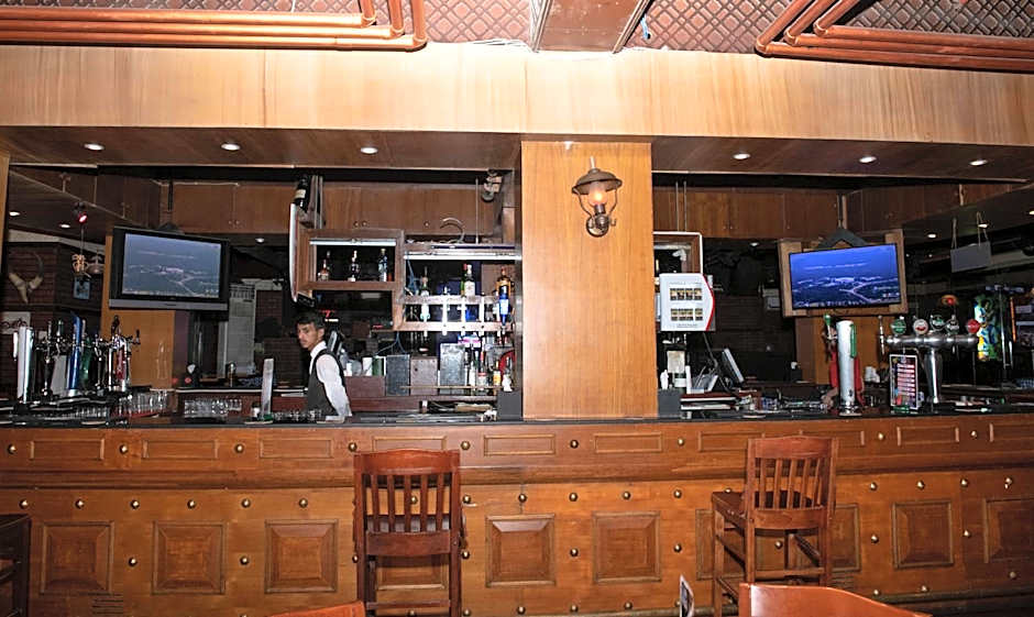 Ramee Guestline Hotel