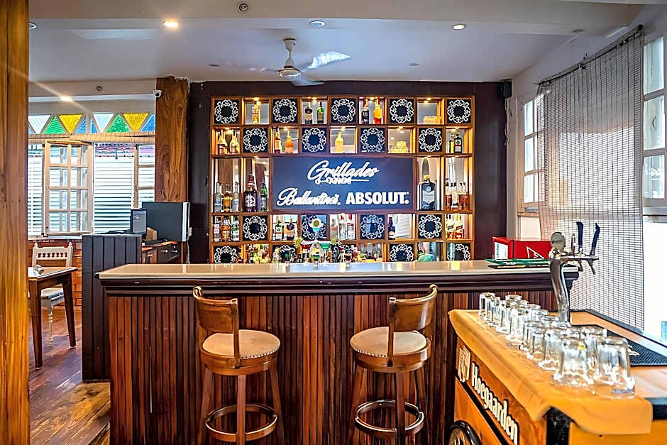 Le Chateau - A Heritage Boutique Hotel