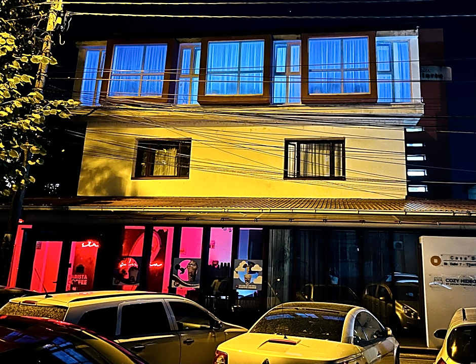 Cozy Hideout - Condo Hotel