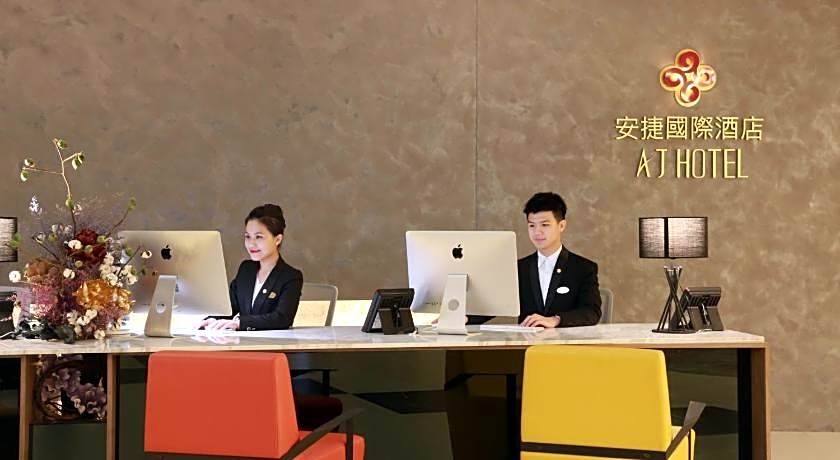 AJ Hotel