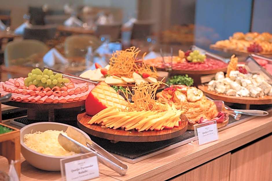 Hotel Deville Prime Salvador