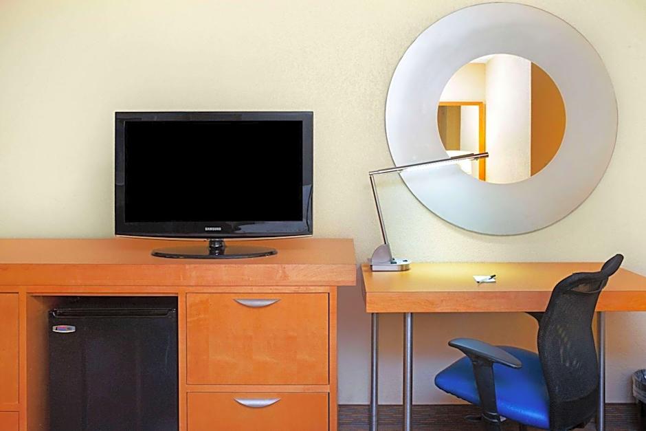 La Quinta by Wyndham Fort Lauderdale Pompano Beach – Fort Lauderdale, FL