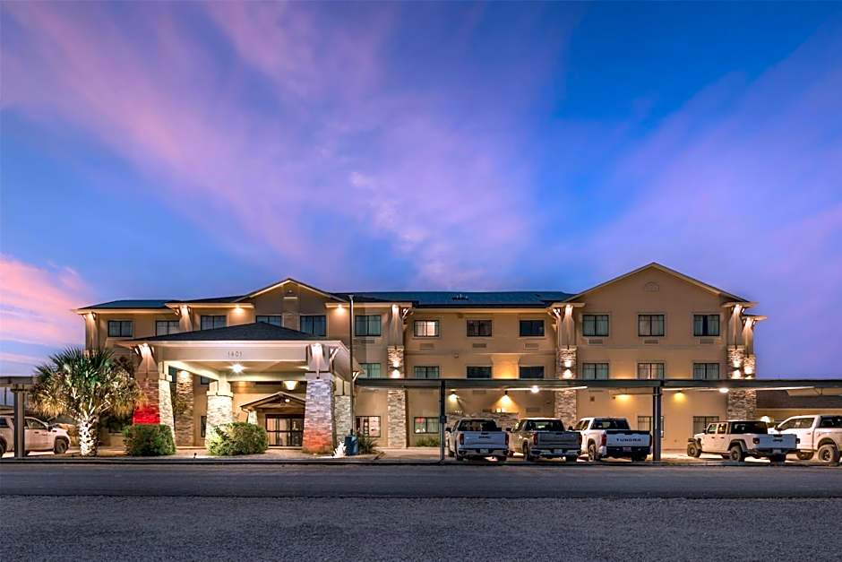 Best Western Plus Big Lake Inn