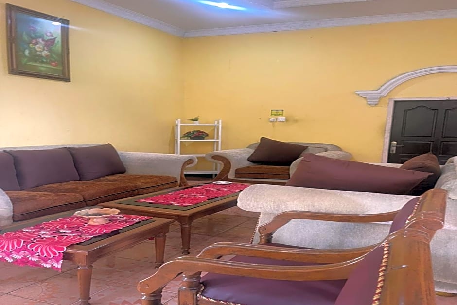 OYO 92502 Penginapan Rokan Permai Syariah