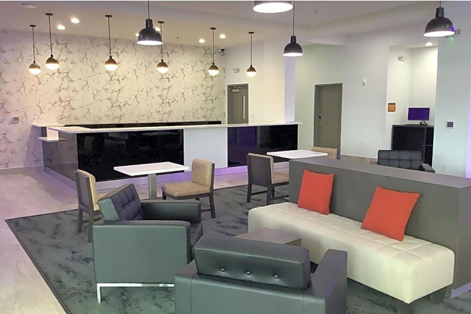 La Quinta Inn & Suites by Wyndham Corpus Christi Southeast
