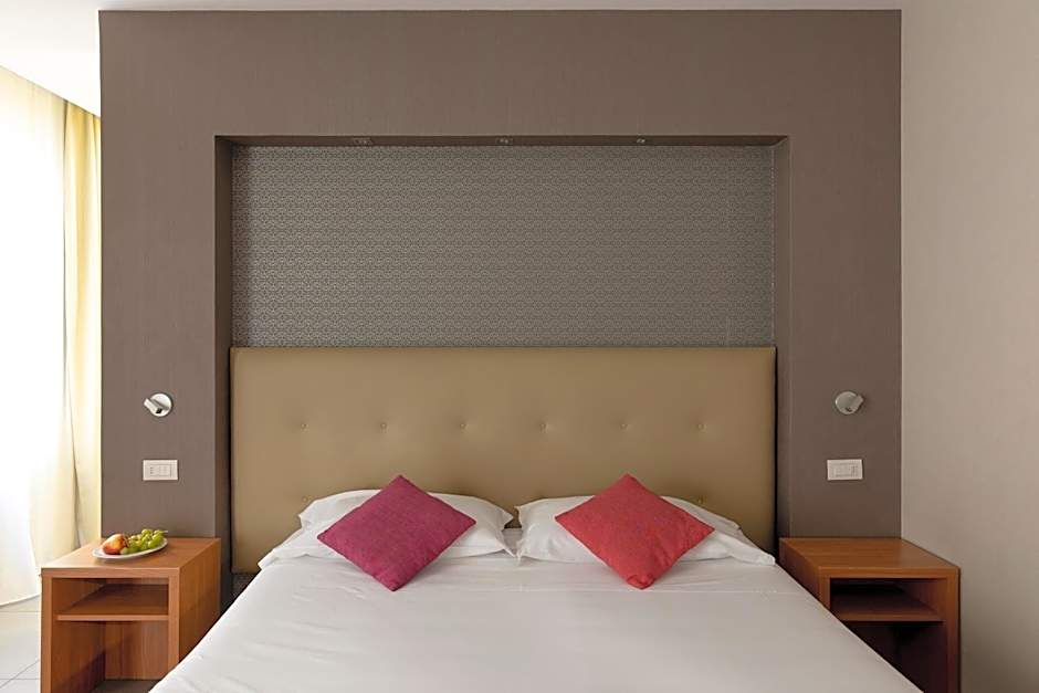 Napolit'amo Hotel Medina