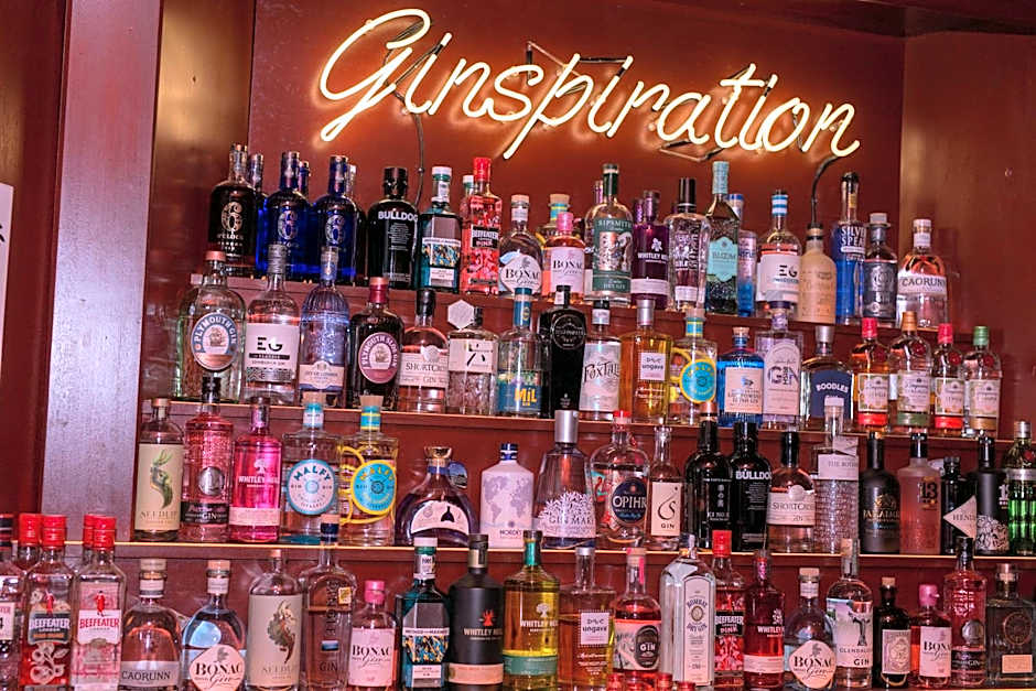 The Strand Hotel, the former residence of Oscar Wilde