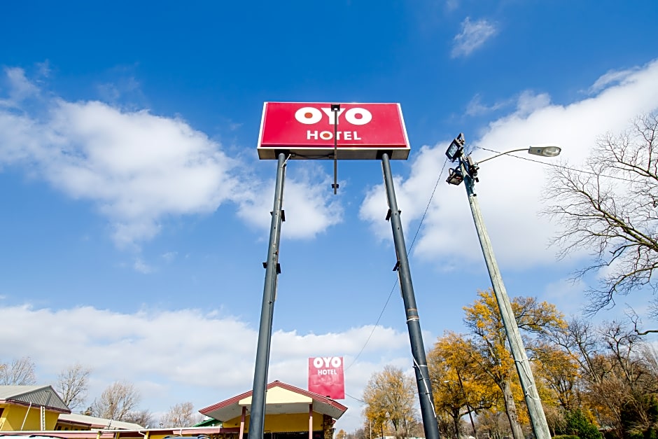 OYO Hotel Blytheville AR I-55