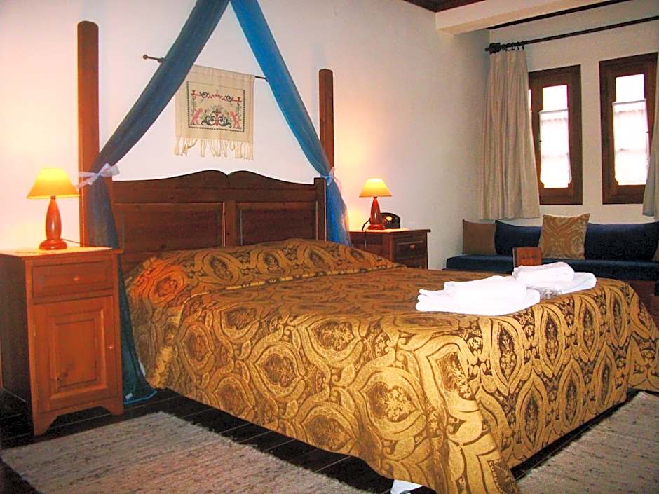 Foto 1 daripada 9 — Double Room