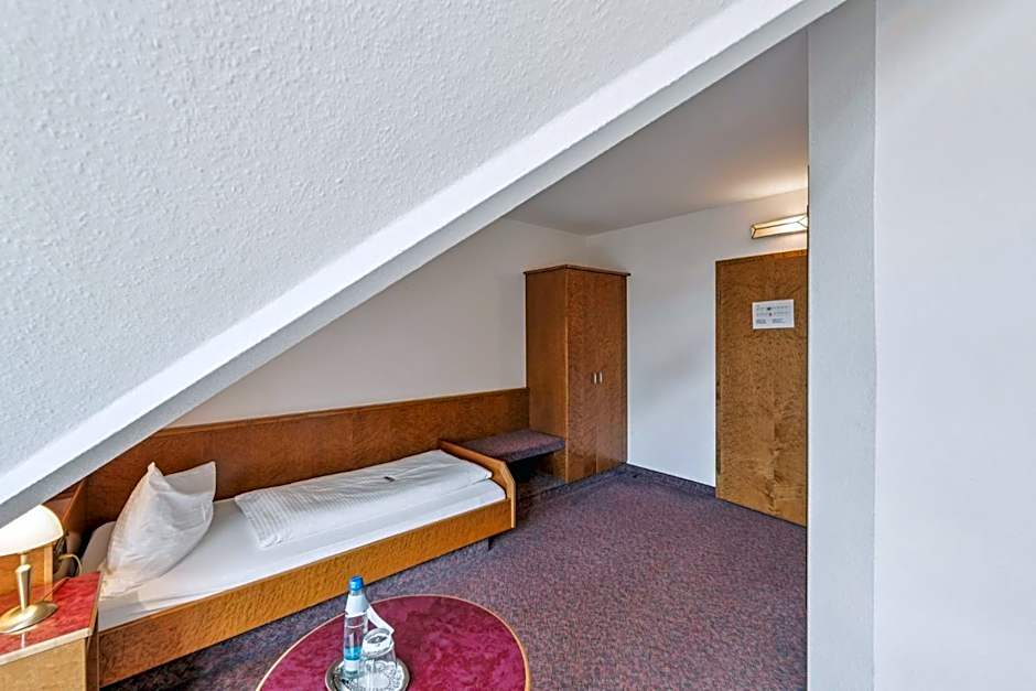 NEU Apart-Hotel Kraut 24-7 Check In Nähe Messe-Airport