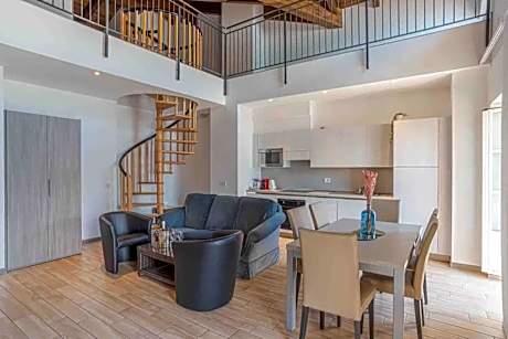 Two-Bedroom Apartment with Lake View