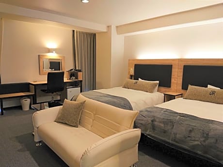 Premium Twin Room(Two Double Beds) - Non-Smoking	