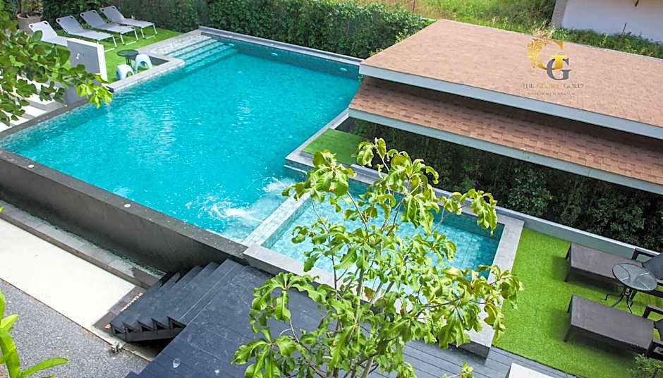 The Glory Gold Hotel