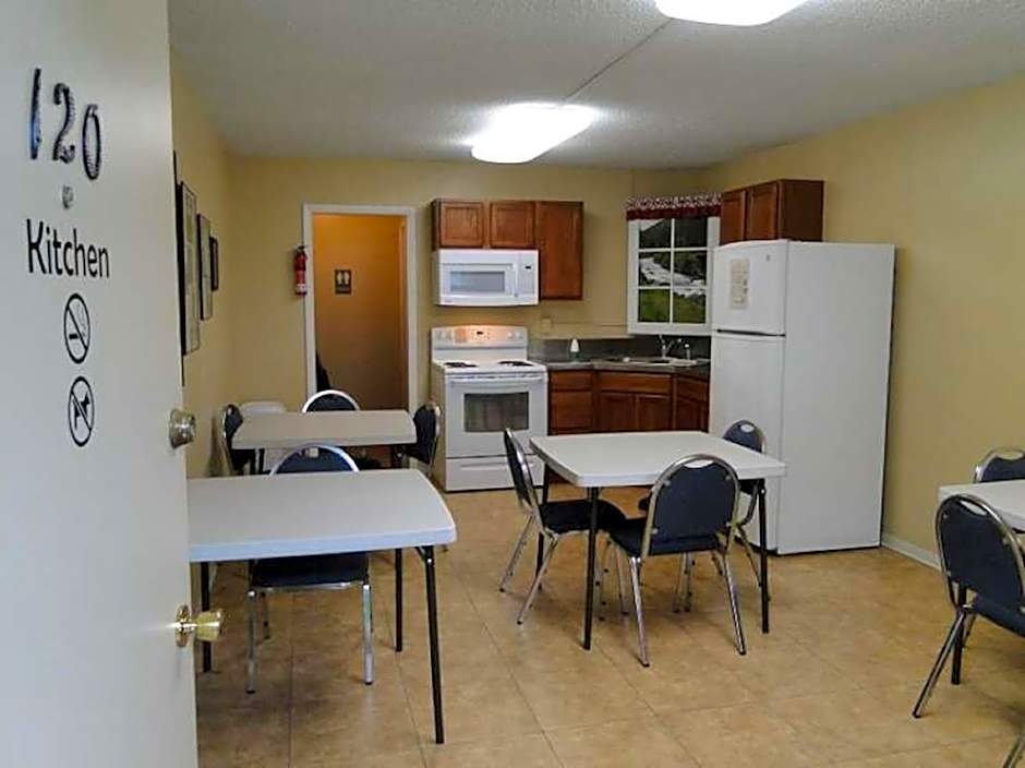 Konkolville Motel
