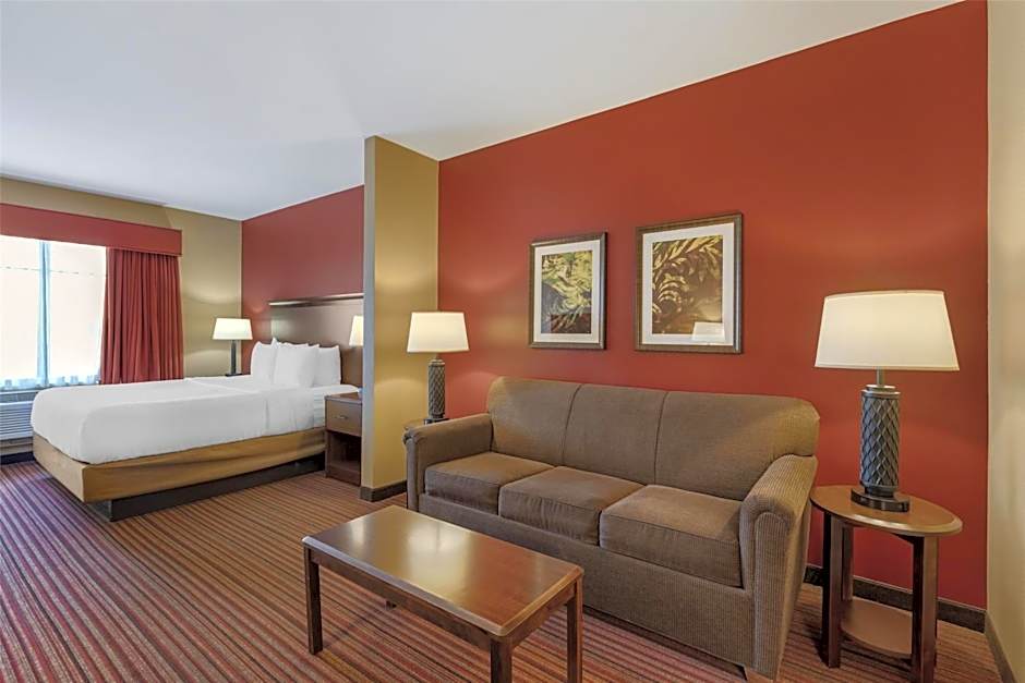 Best Western Plus Hudson Hotel & Suites