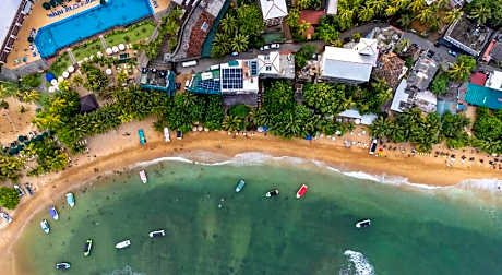 Wave Beach Resort Unawatuna