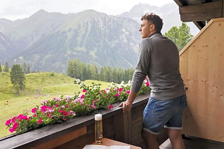 Berggasthaus Höllensteinhütte