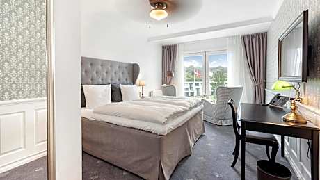 Twin Room without Spa Access