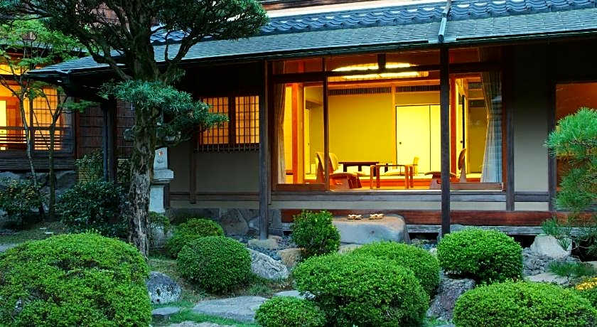 Kinosaki Onsen Nishimuraya Honkan