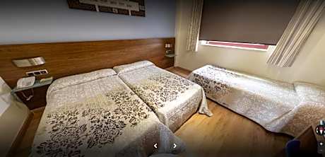 Quadruple Room with Bathroom