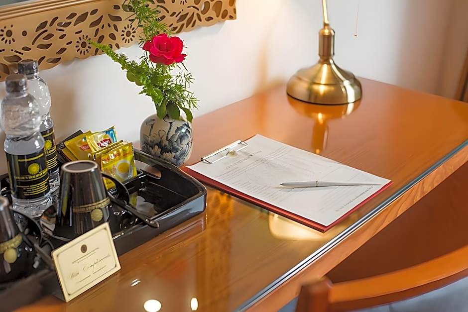 Hanoi Golden Holiday Hotel
