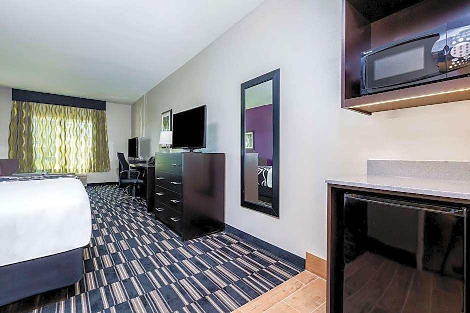 La Quinta Inn & Suites by Wyndham Fairfield - Napa Valley