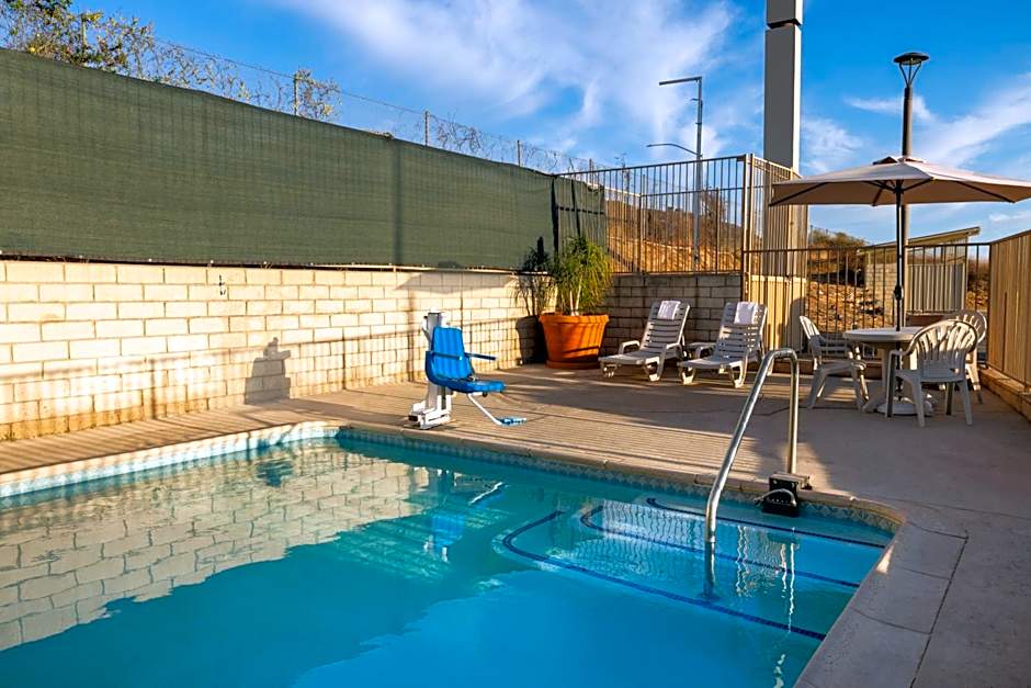 Quality Inn Lake Elsinore