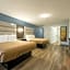 Quality Inn & Suites Manitou Springs at Pikes Peak / Garden of the Gods