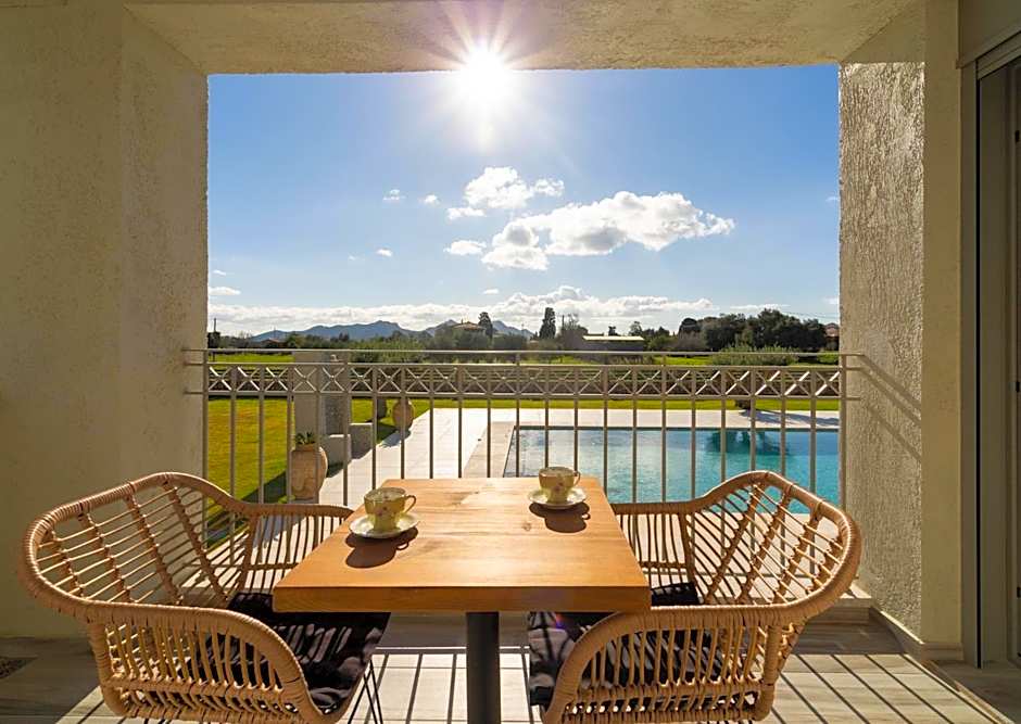 CARLOS MANSION LUXURY SUITES