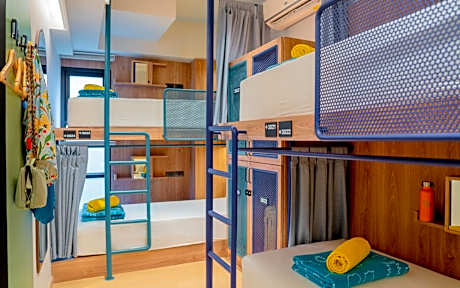 4-Bed Mixed Dormitory Room