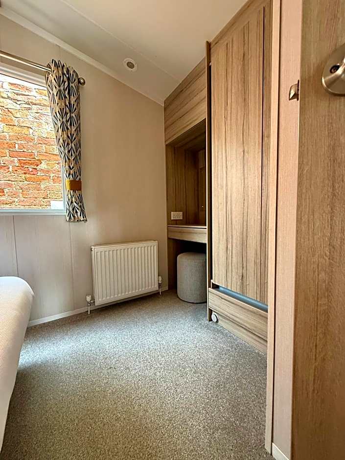 The Trout Van - Beautiful, luxury static caravan