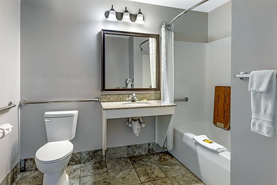 Best Western Plus Eau Claire Conference Center