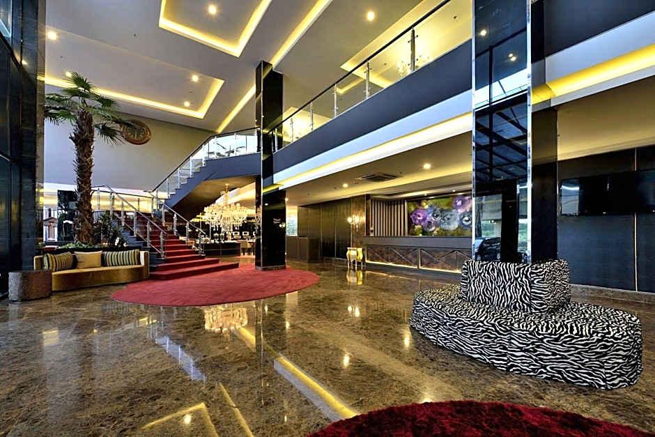 Amaroossa Cosmo Jakarta