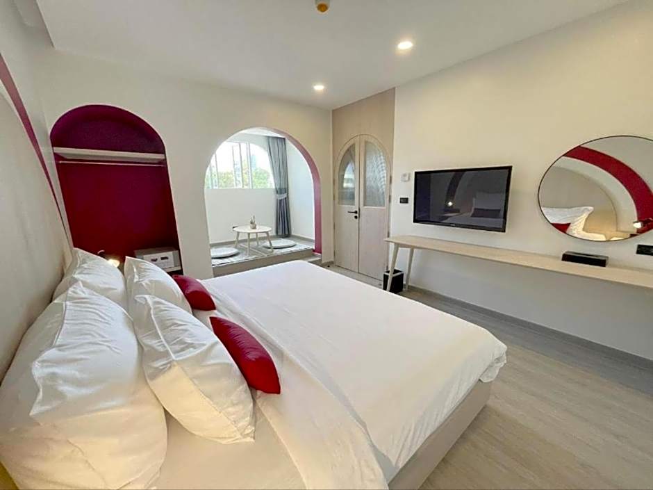 Photo 1 of 4 of Junior Suite