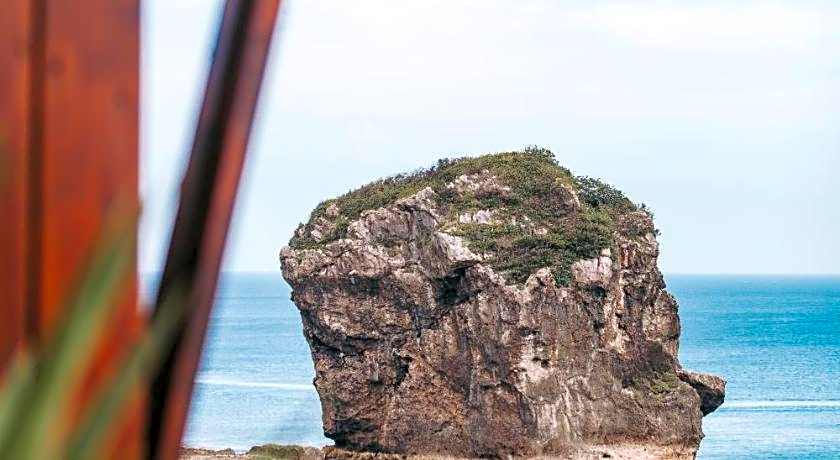 Chuanfanrock Haku Beach Days Inn