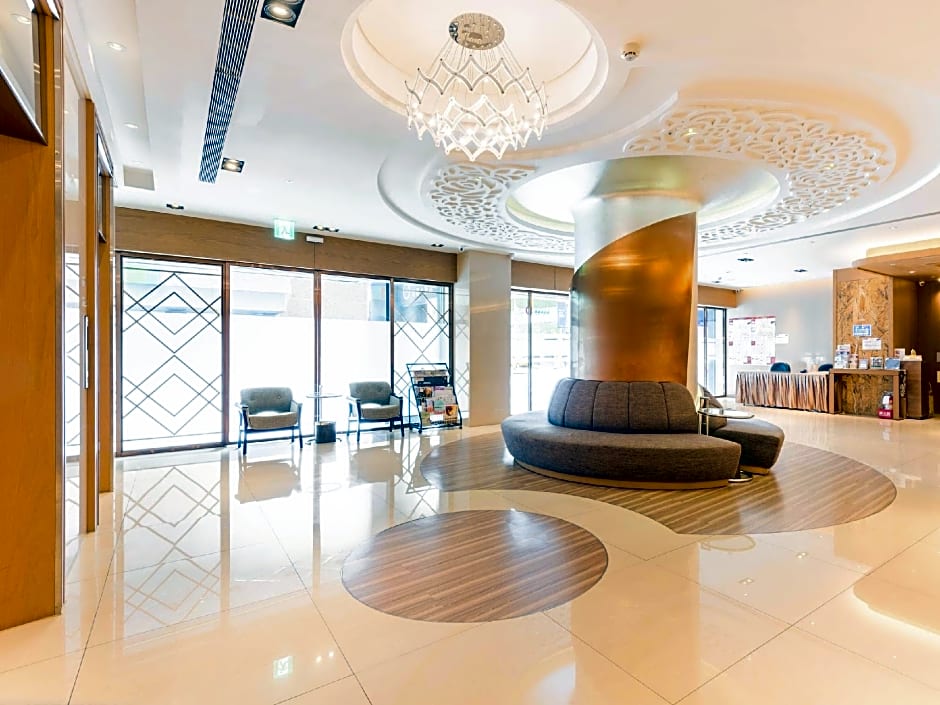 Green World Taipei Station