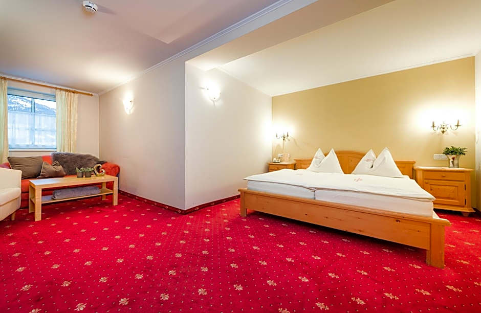 Hotel Goldener Hirsch