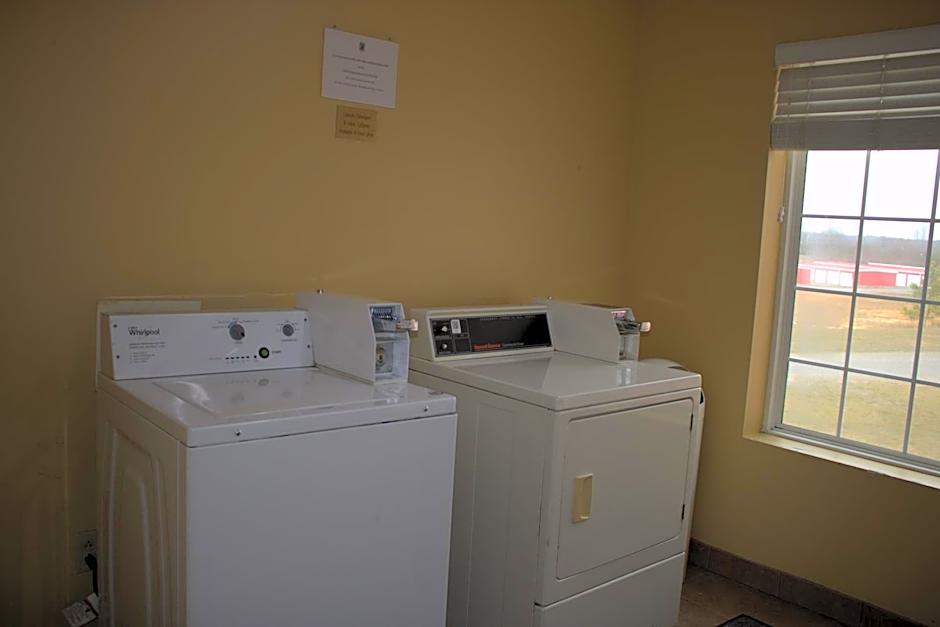 Super 8 by Wyndham Rainsville