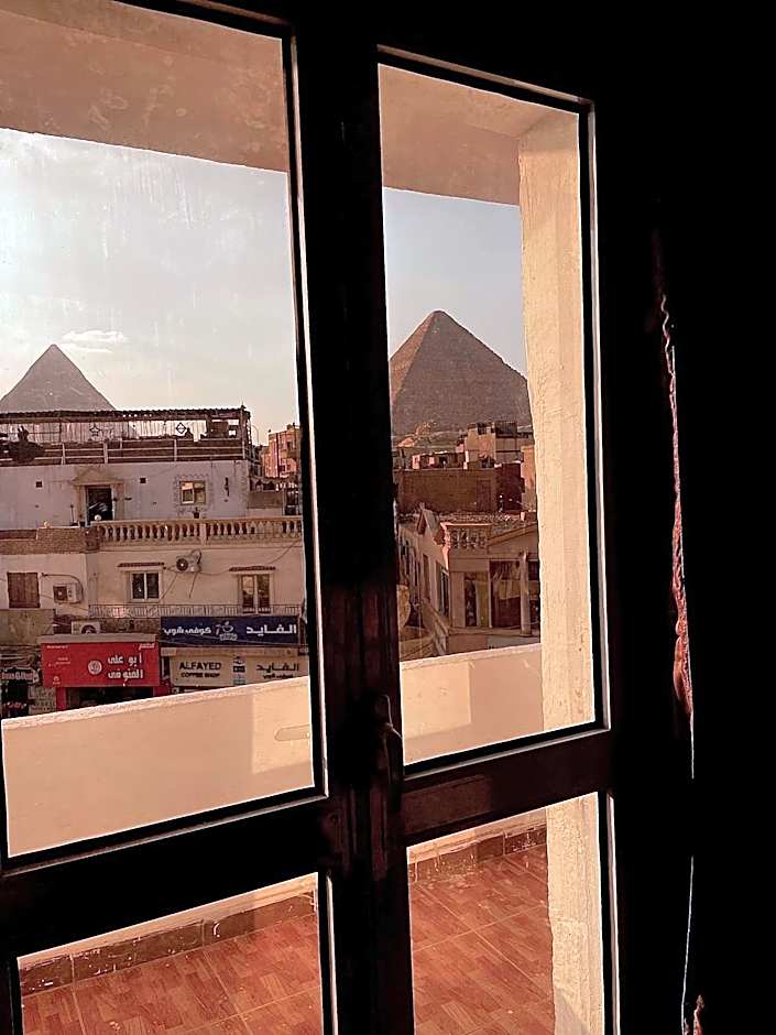 Cheops Pyramids Inn