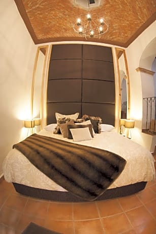 Hotel FK