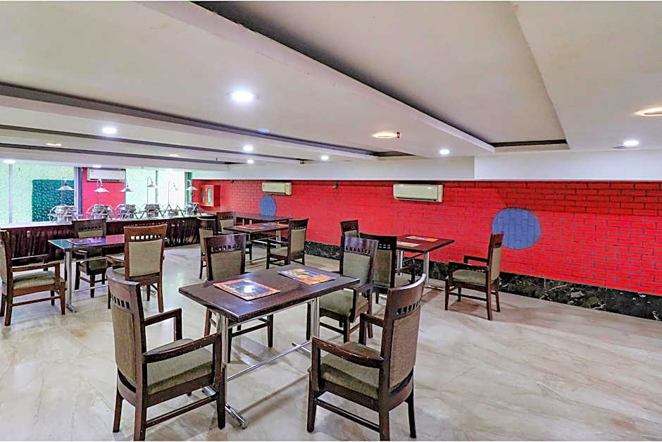 FabHotel Admire Suites