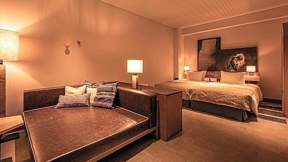 One Suite THE GRAND